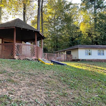 Over 1 Acre Private 3 Bedroom Home 10 Minutes From Buckhead Atlanta Exterior photo