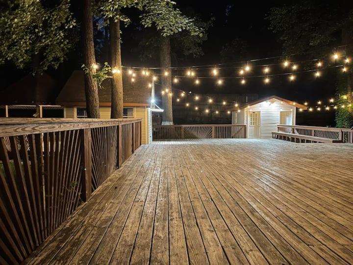 Over 1 Acre Private 3 Bedroom Home 10 Minutes From Buckhead Atlanta Exterior photo